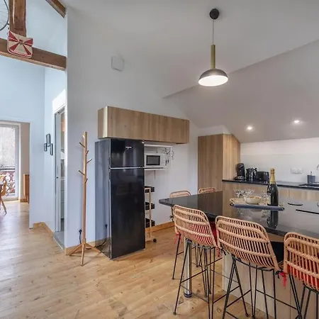 Apartament Col Du Tourmalet : T3 Lumineux Avec 2 Balcons/wifi Bagnères-de-Bigorre